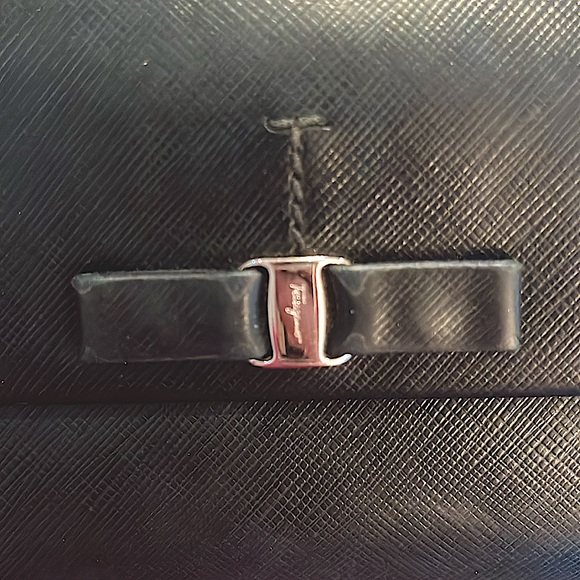 Ferragamo black leather wallet - Picture 5 of 10